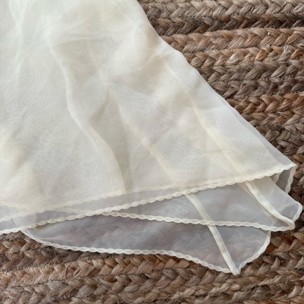 Victoria's Secret Cream Sheer Slip Chemise - Picture 4 of 5